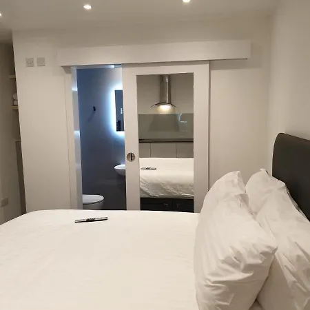 The Annex Апартаменти *