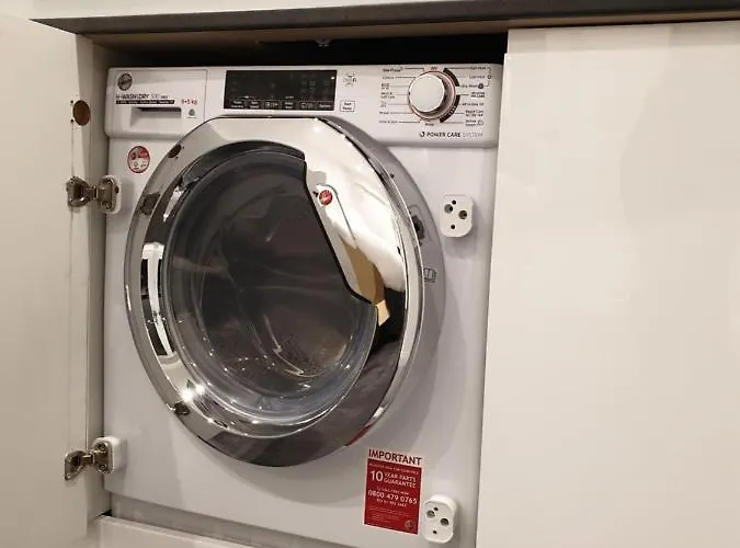 The Annex Апартаменти Бристоль